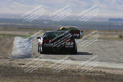 media/Oct-26-2025-CalClub SCCA (Sun) [[8ce1e69566]]/Group 4/Grapevine/